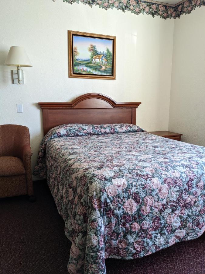 Lighthouse Inn Crescent City Esterno foto
