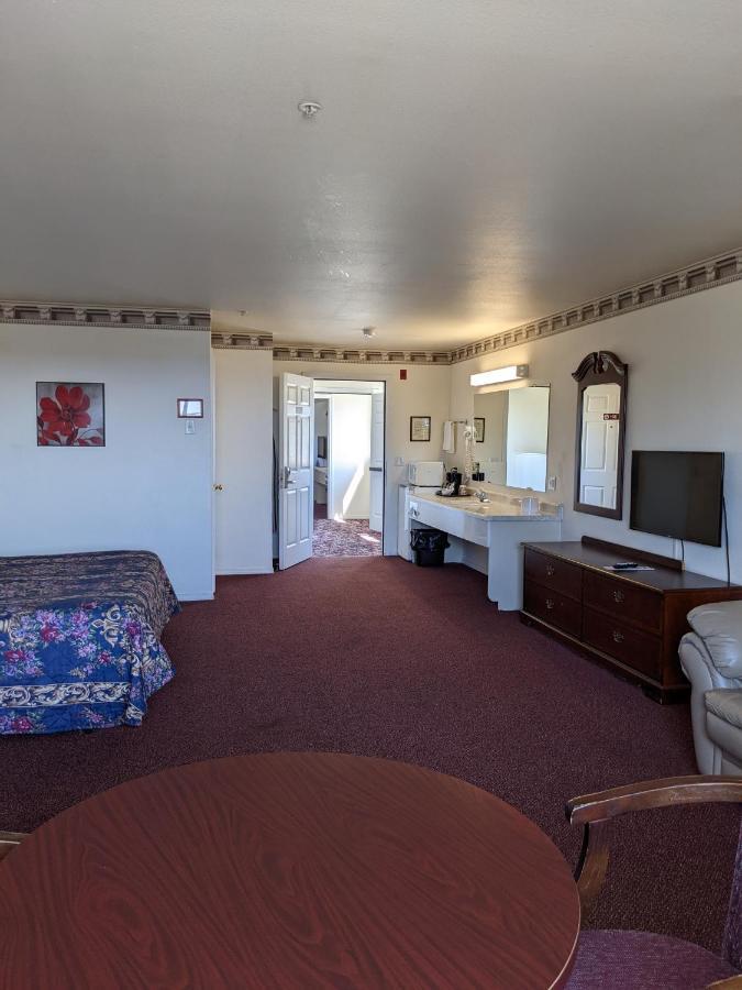 Lighthouse Inn Crescent City Esterno foto